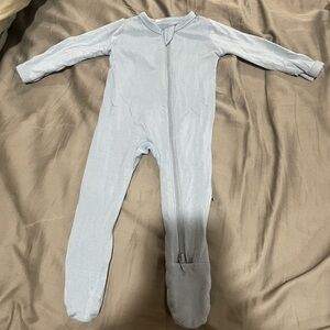 Kyte baby zip up sleeper soft hang dry 0-3 months blue